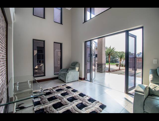 5 BEDROOM HOUSE FOR SALE IN SERENGETI LIFESTYLE ESTATE